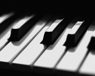 Bild_piano_night.jpg Bild_piano_night.jpg