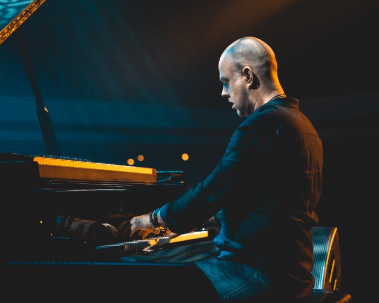 JACOB KARLZON (© Christoph Lombart) JACOB KARLZON (© Christoph Lombart)