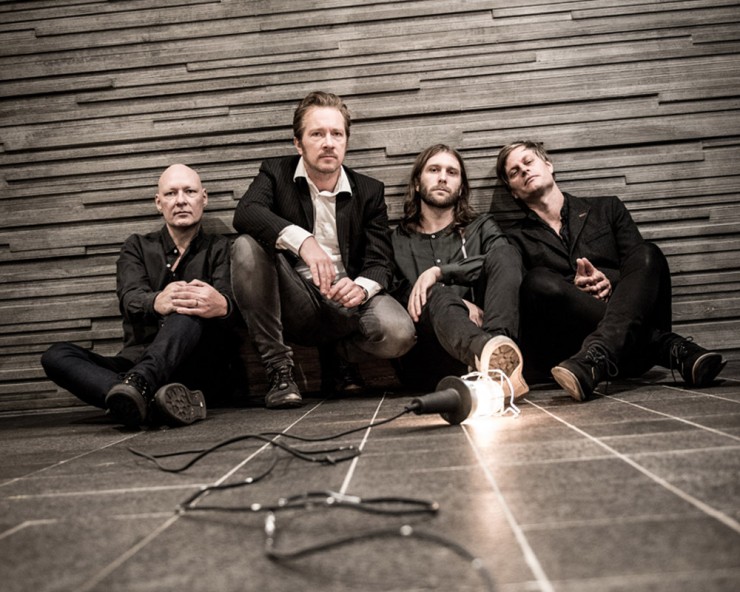 TONBRUKET (© Jeny Baumgartner) TONBRUKET (© Jeny Baumgartner)